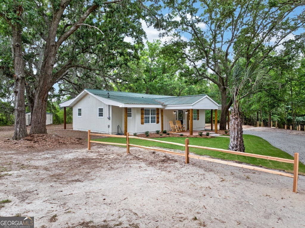 5781 Adams RD