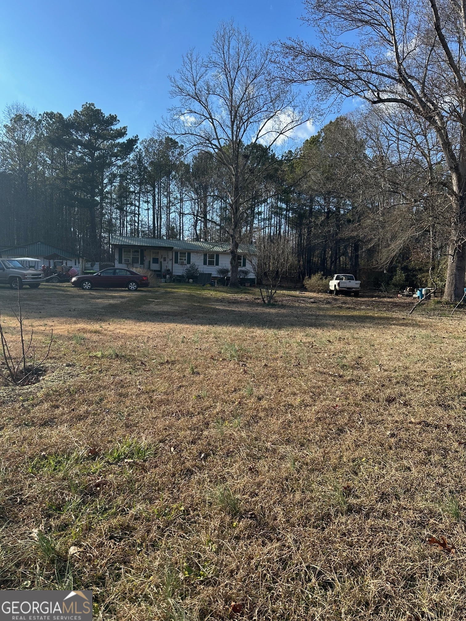 320 W Grantville RD