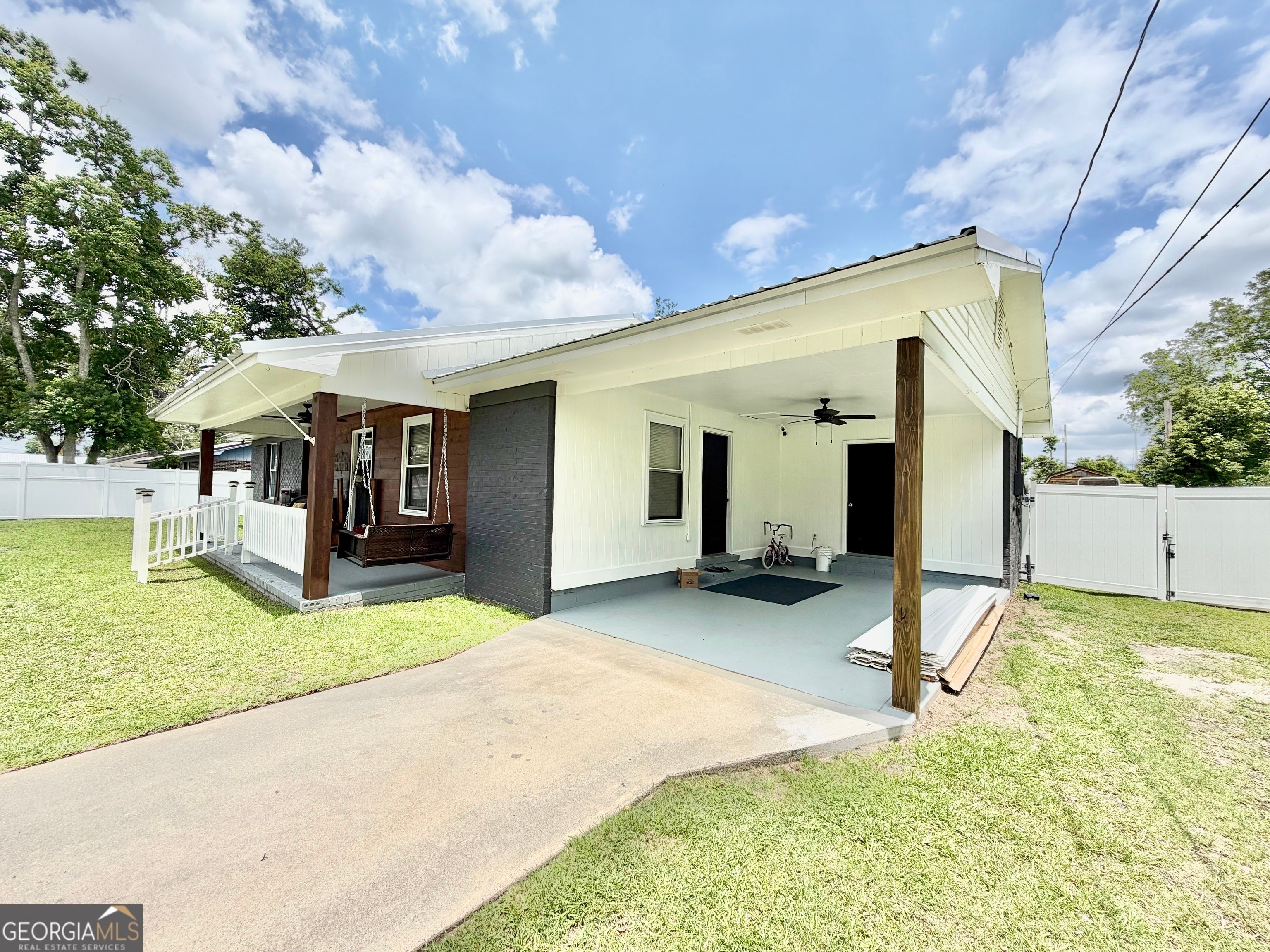 53 Carey DR