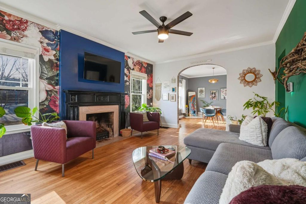 Photo of 2323 Venetian Drive SW, Atlanta, GA 30311 (MLS # 10671754)