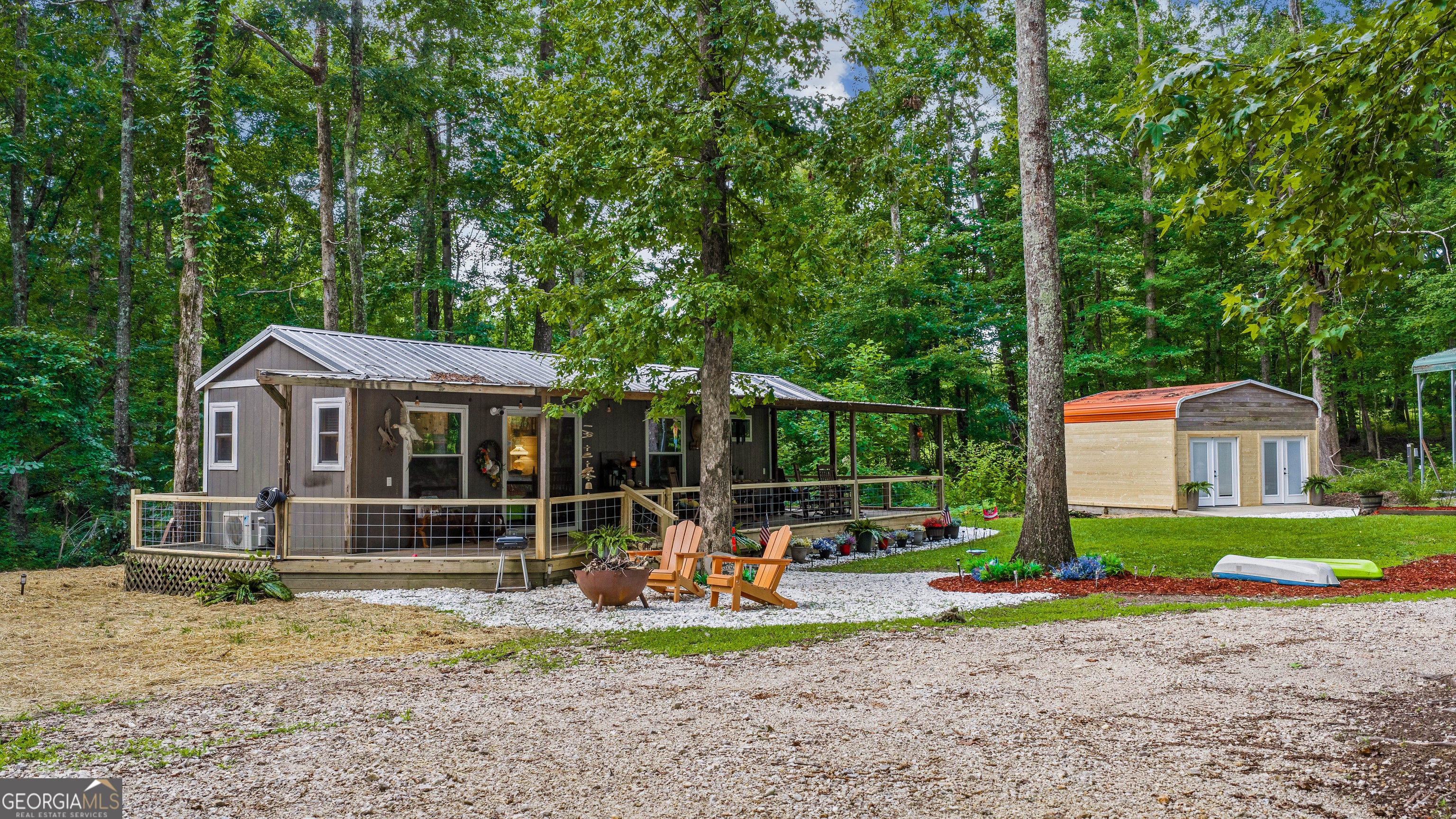 305 Golf Course RD