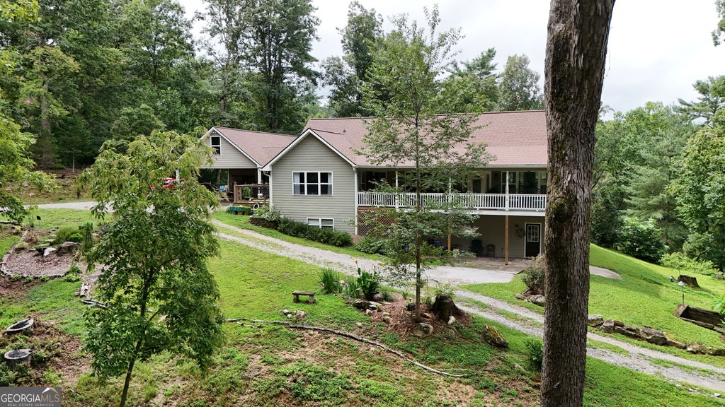 Photo of 350 Foggy Creek Lane #16B, Clarkesville, GA 30523 (MLS # 10834838)