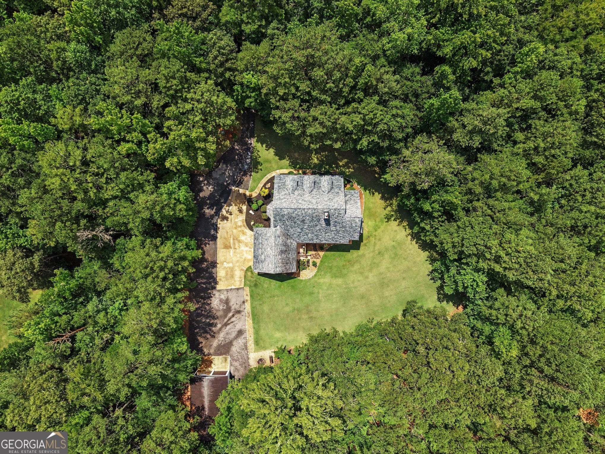 260 Nixon RD