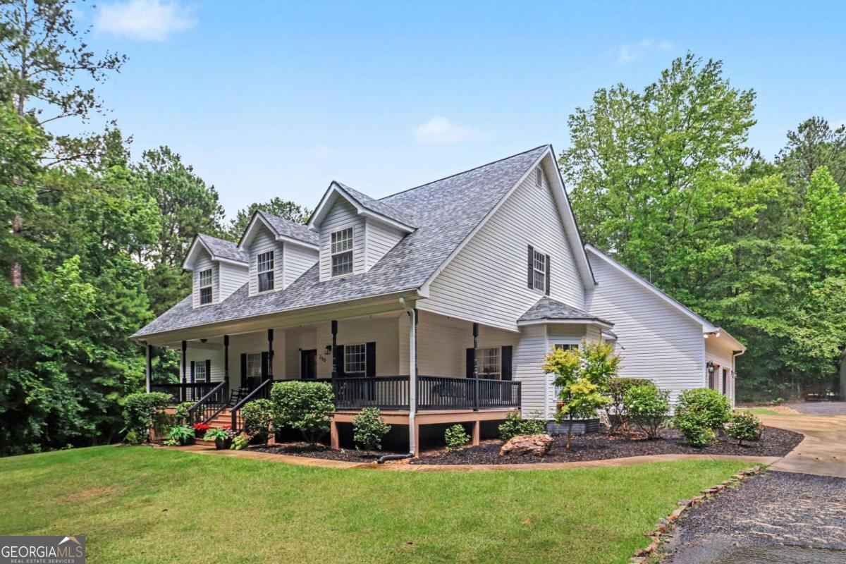 260 Nixon RD