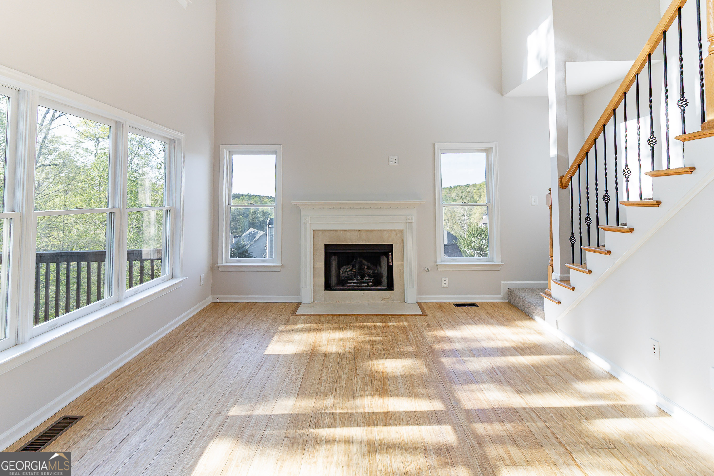 288 Pine WAY