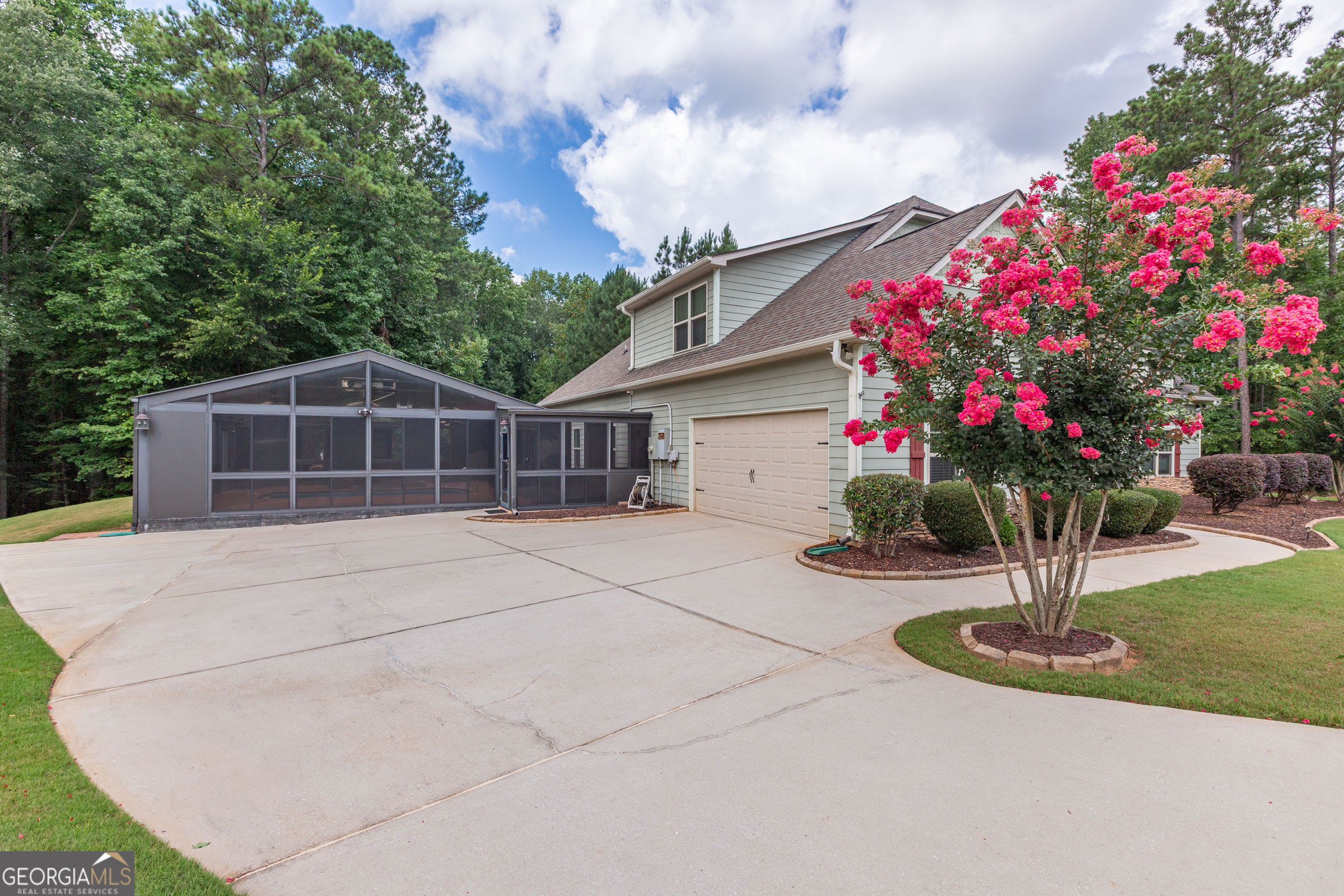 173 Rock House Estates DR