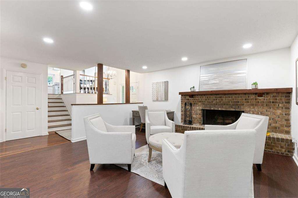 4096 Audubon DR