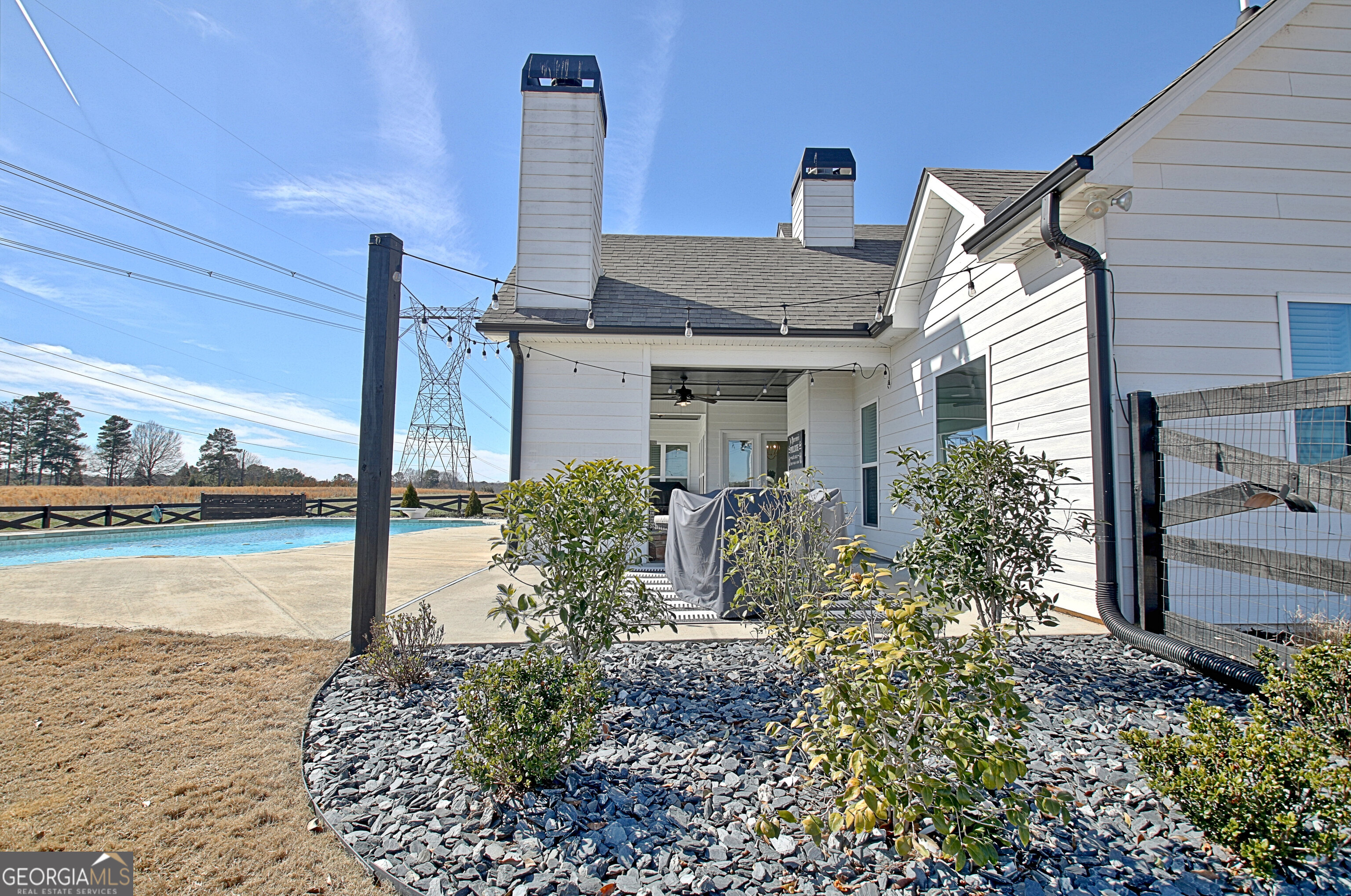 Senoia, Georgia 30276, United States, 4 Bedrooms Bedrooms, ,3 BathroomsBathrooms,Residential,Active,76829