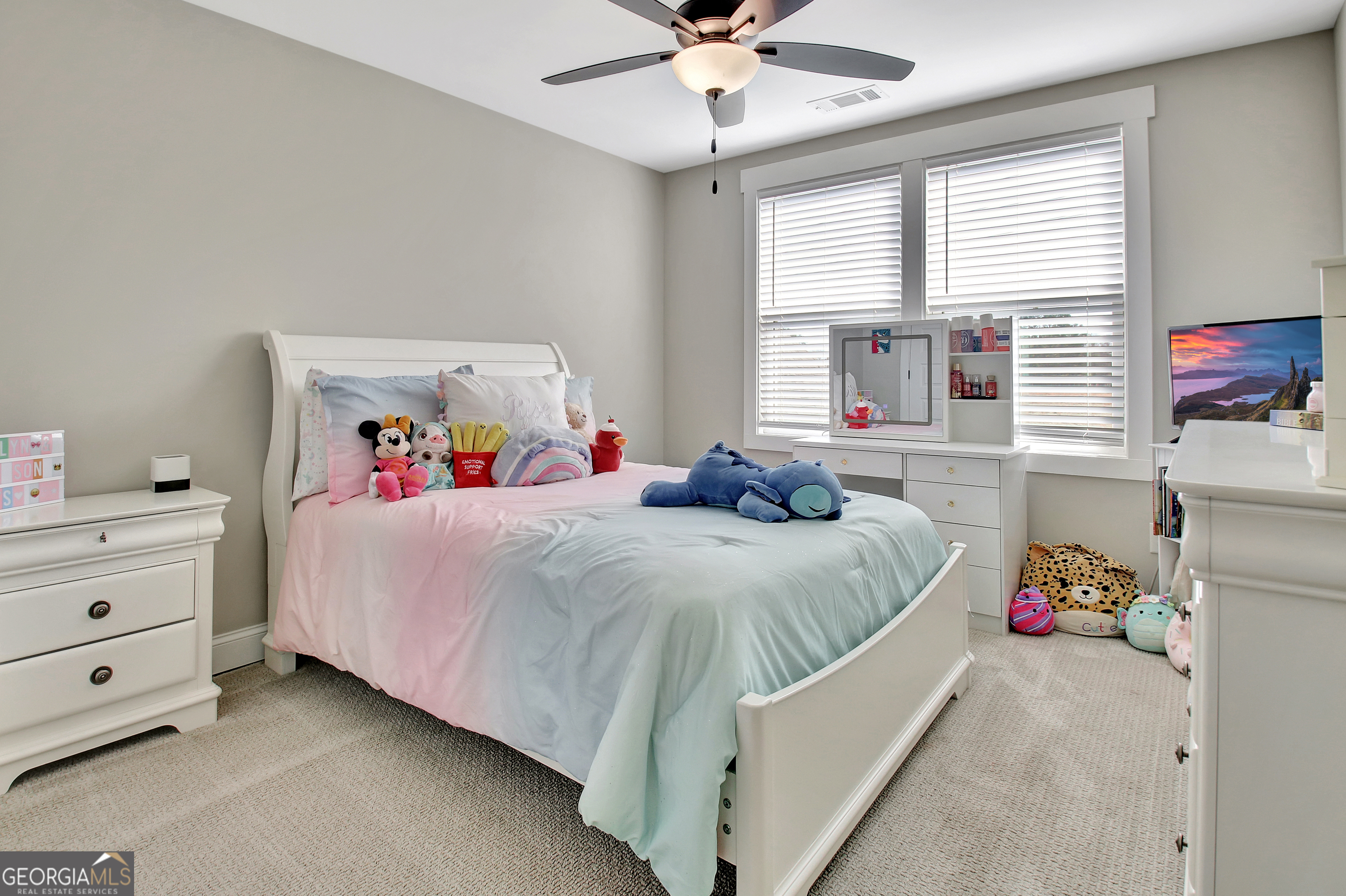 Senoia, Georgia 30276, United States, 4 Bedrooms Bedrooms, ,3 BathroomsBathrooms,Residential,Active,76829