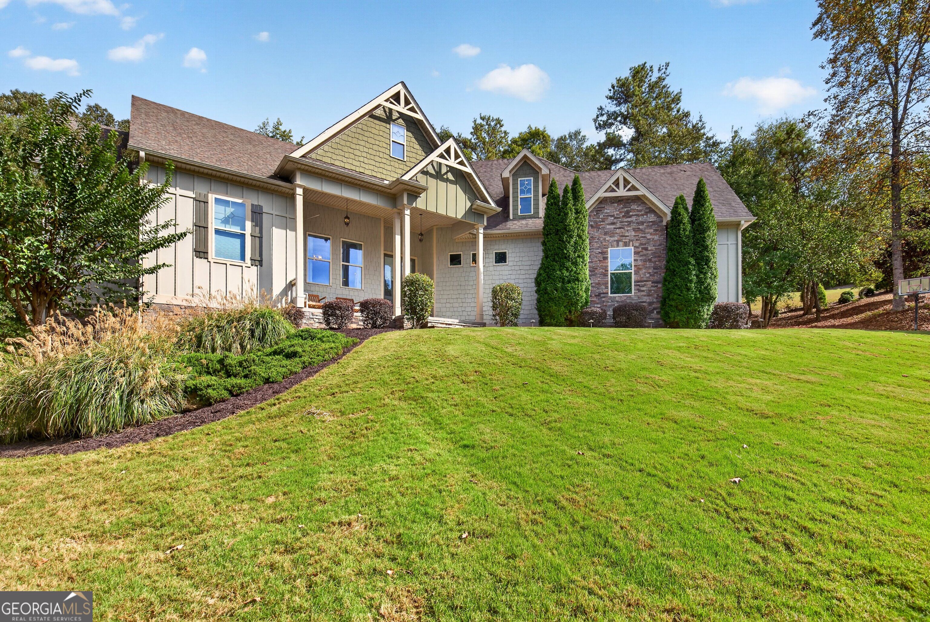 565 Arbor Springs PKWY