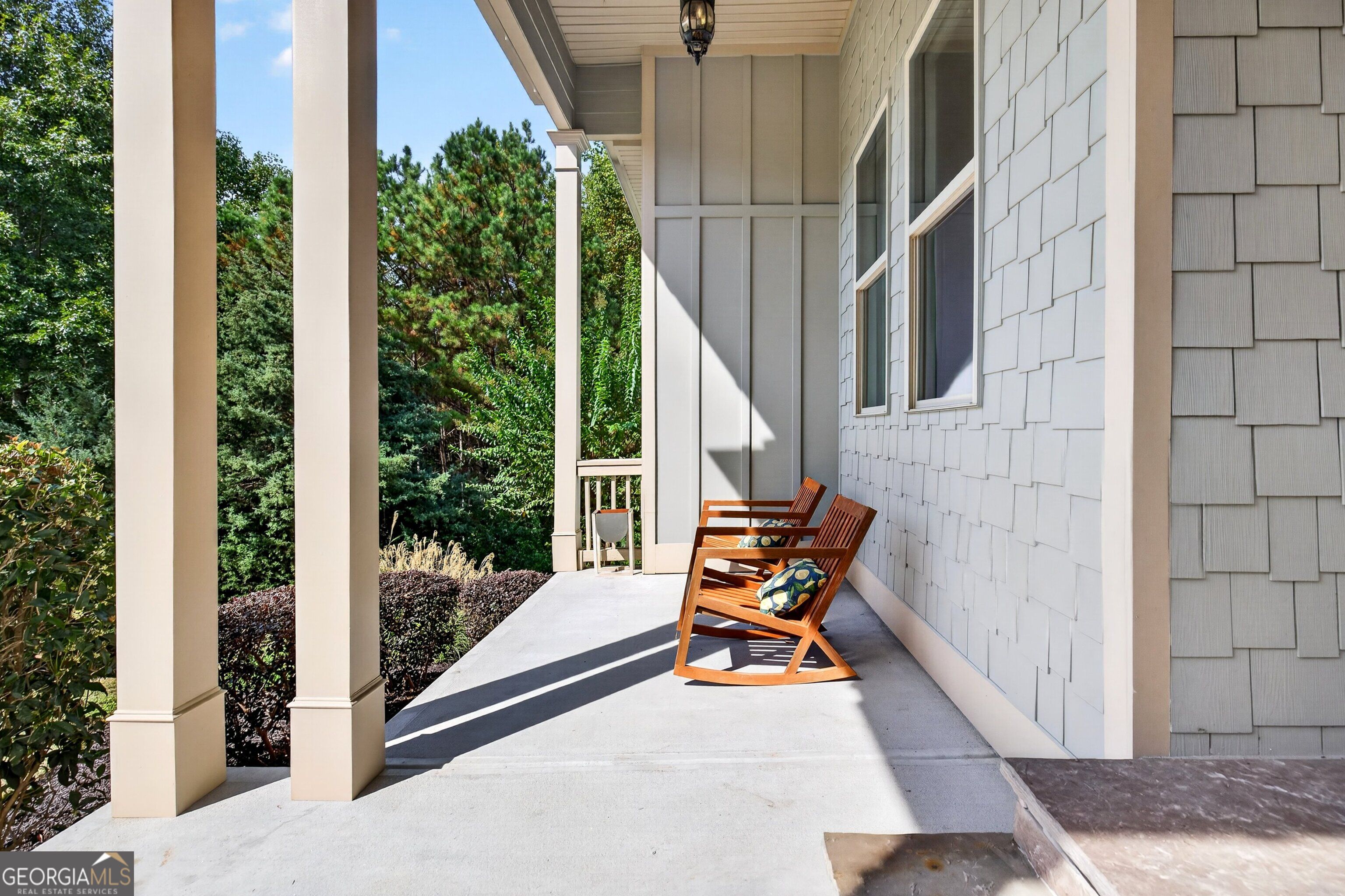 565 Arbor Springs PKWY