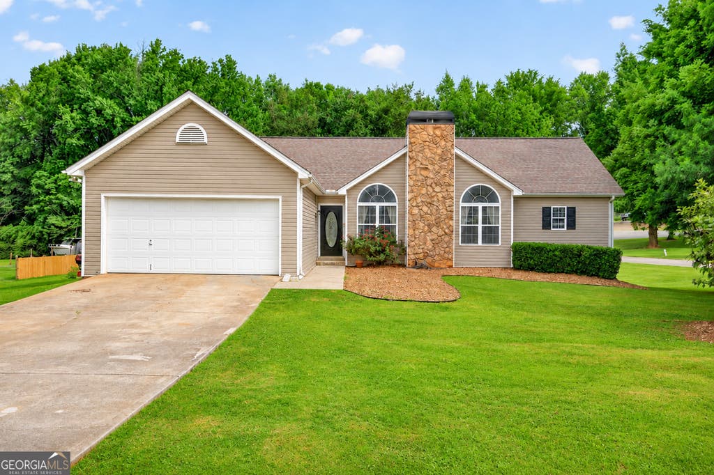 Photo of 18 Savannah Lane, Jefferson, GA 30549 (MLS # 10784040)