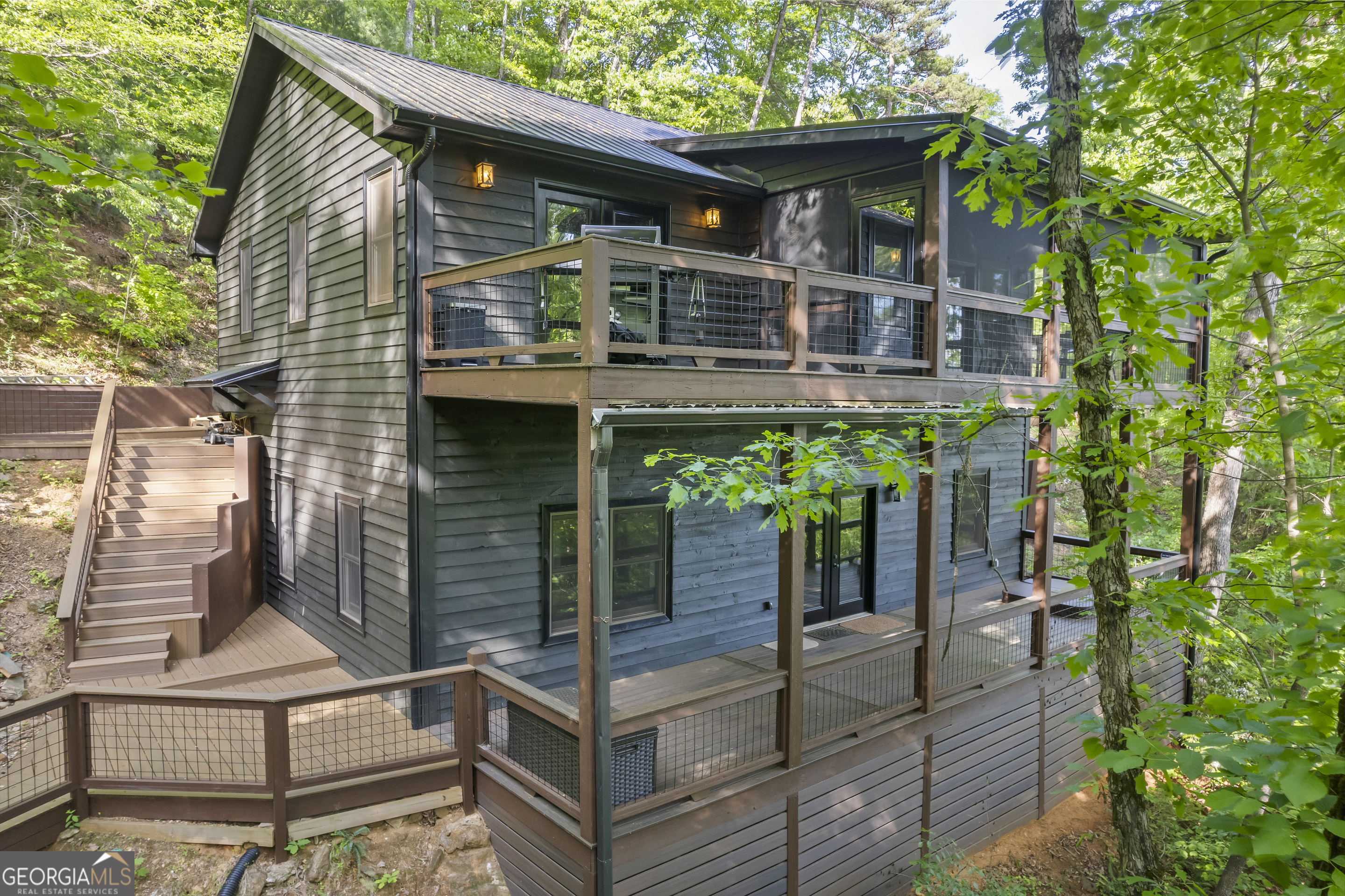 233 Eastview
