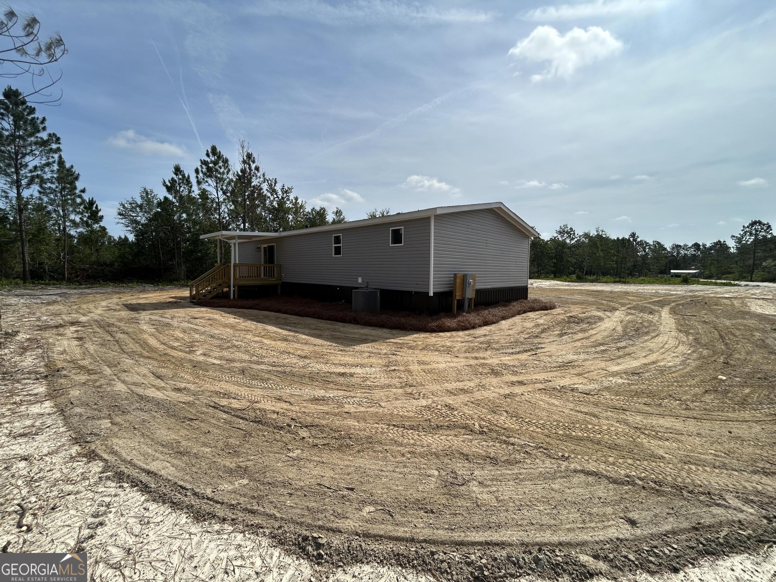 640 Elmer Thrift RD