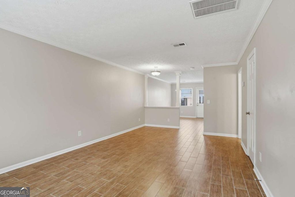 Photo of 215 Winding River Drive #F, Atlanta, GA 30350 (MLS # 10720054)