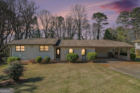 803 Denise Court SW, Stone Mountain, GA 30087 - #: 10481974