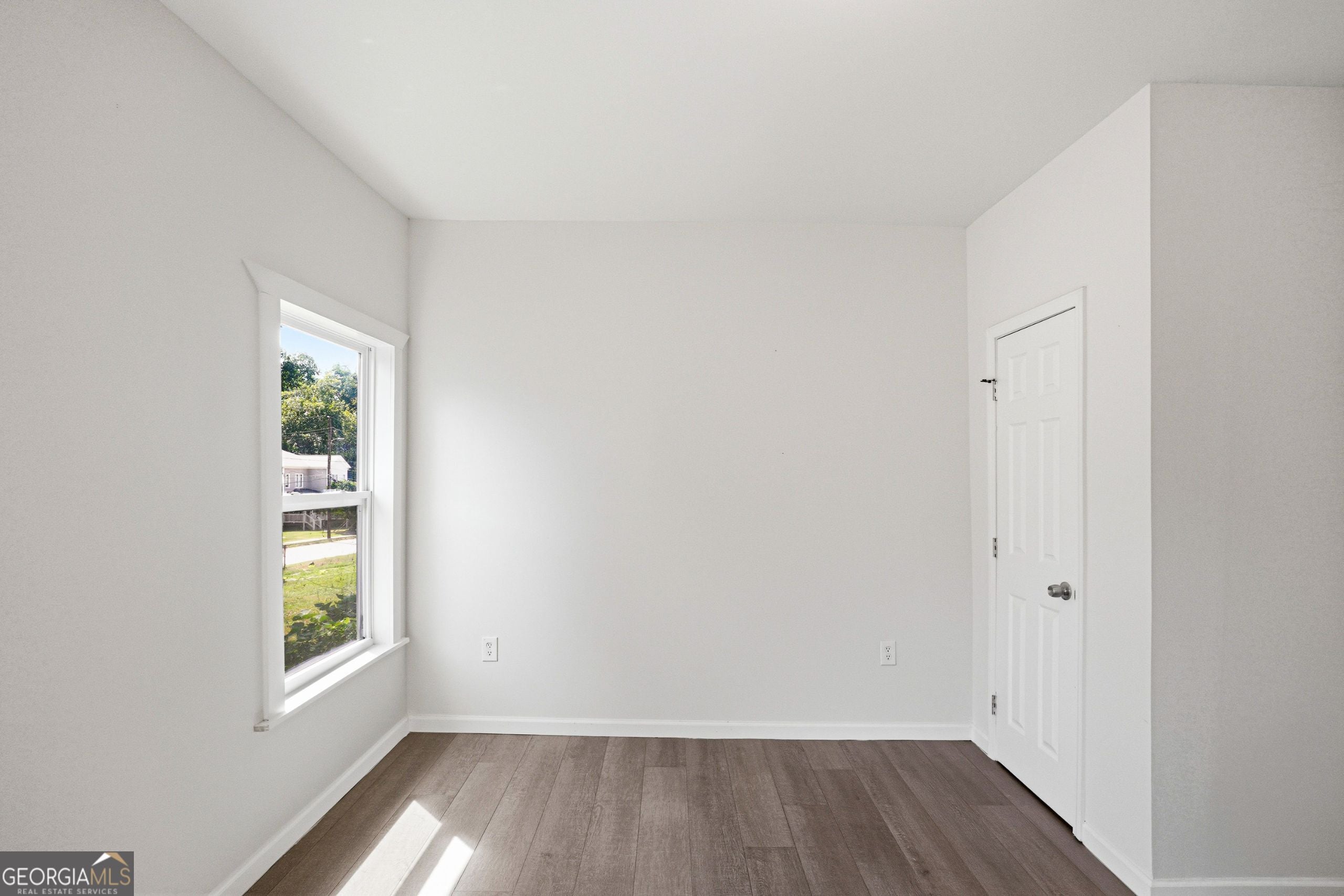 1233 Oakland DR SW