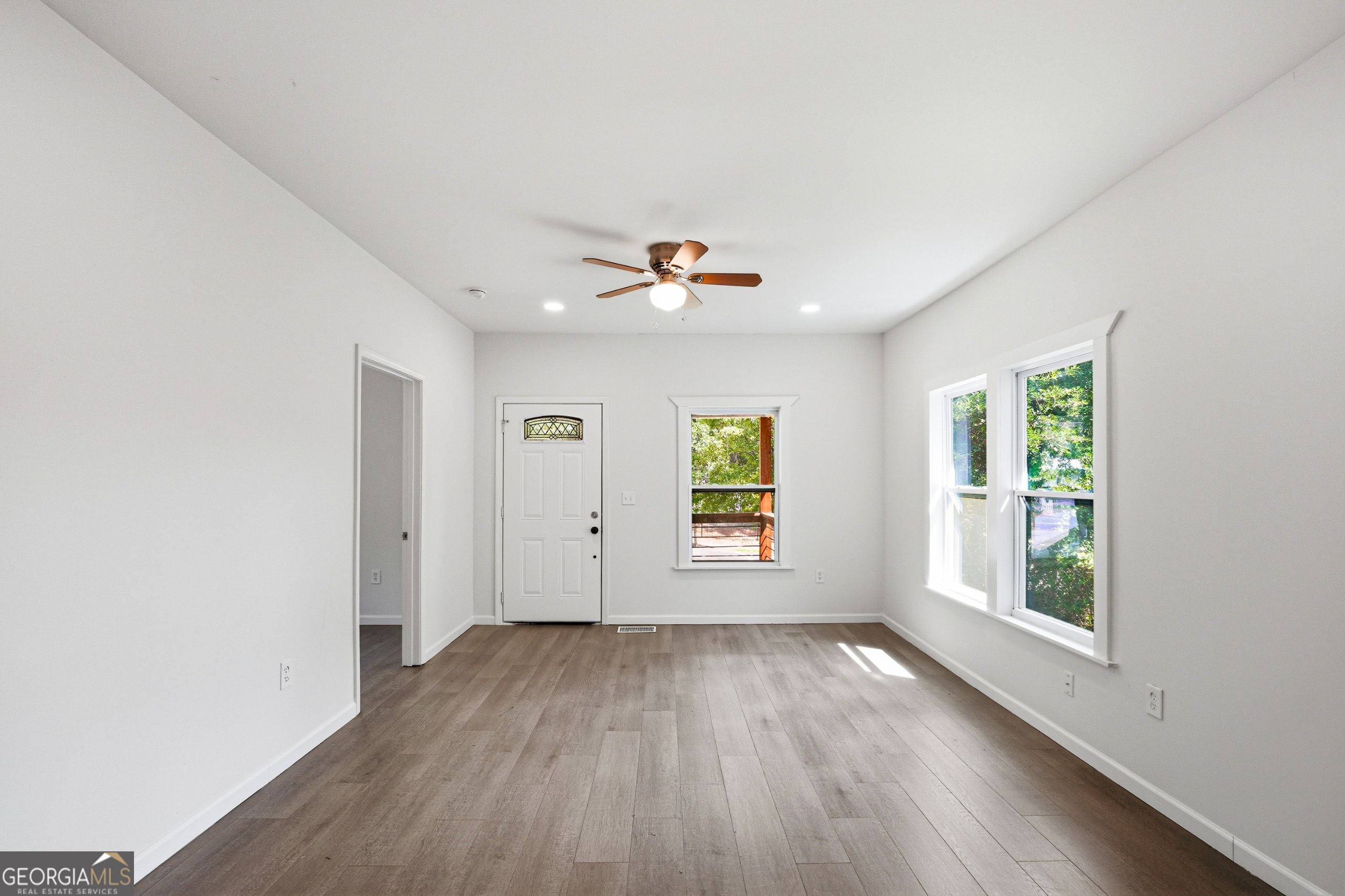 1233 Oakland DR SW