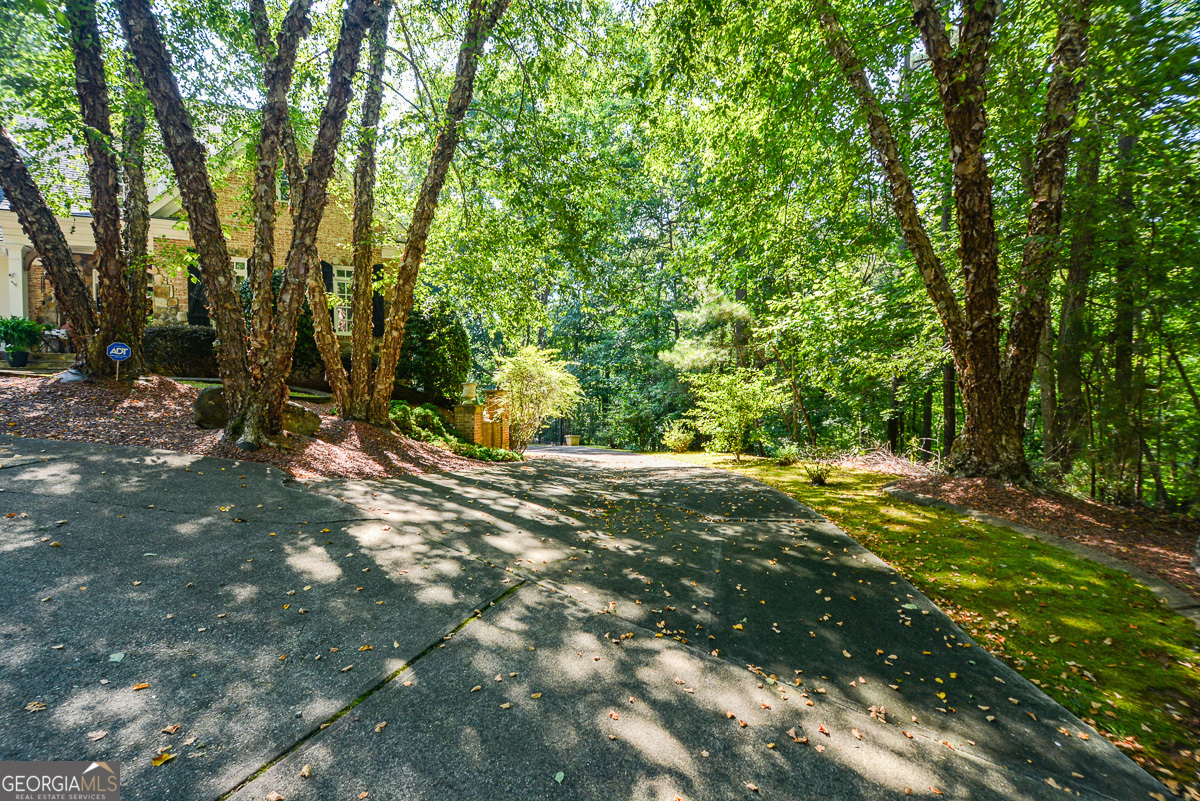 Photo 6 of 81 of 240 Rose Ridge DR house