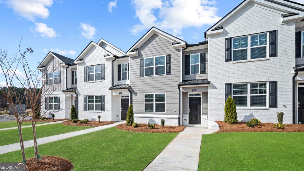 Photo of 360 Sound Circle, Stockbridge, GA 30281 (MLS # 10824672)