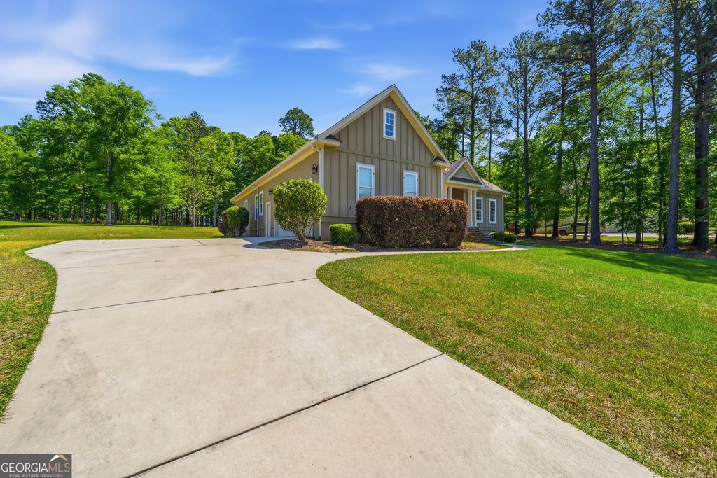 Photo of 241 Eagles Way NE, Milledgeville, GA 31061 (MLS # 10736752)