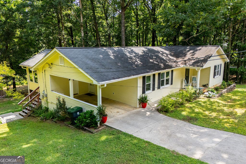 Photo of 203 Windsor Pl, Bremen, GA 30110 (MLS # 10803746)