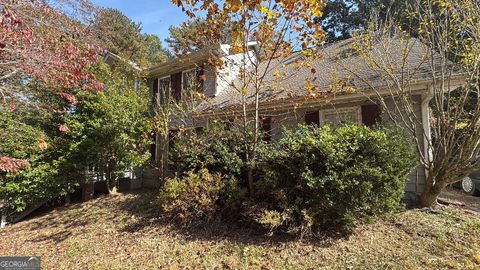 915 Riverside RD Sugar Hill GA 30518