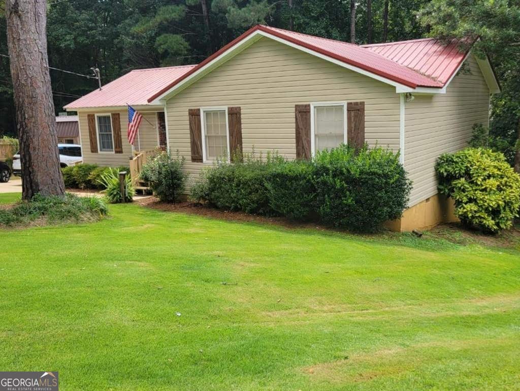 Photo of 205 Pinehaven Drive, Lagrange, GA 30240 (MLS # 10824640)