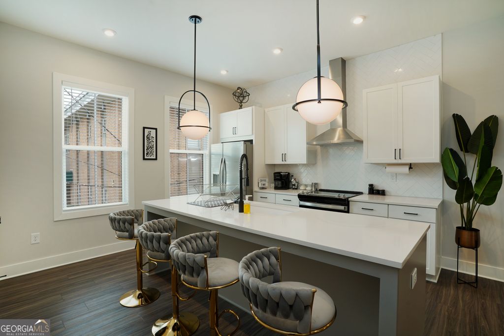 Photo of 154 Chestnut Circle #80, Atlanta, GA 30342 (MLS # 10682868)