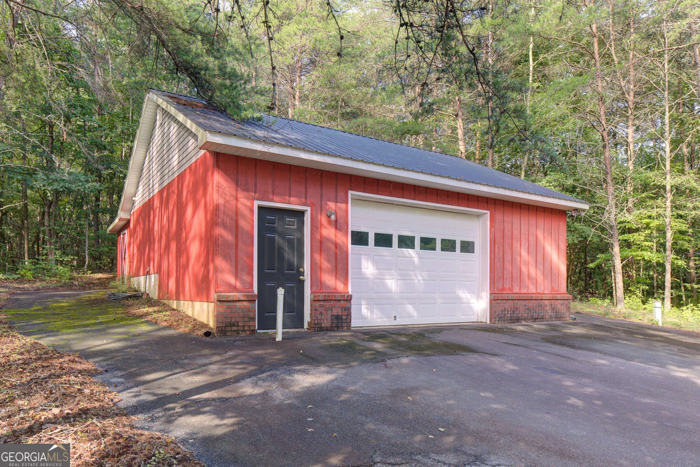 219 John Garner RD