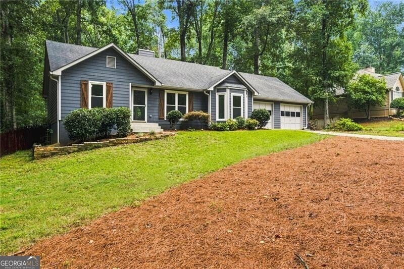 Photo of 26 Boones Ridge Drive SE, Acworth, GA 30102 (MLS # 10816914)