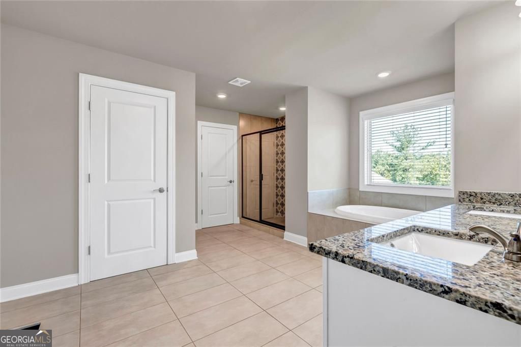 Douglasville, Georgia 30135, United States, 5 Bedrooms Bedrooms, ,3 BathroomsBathrooms,Residential,Active,226496