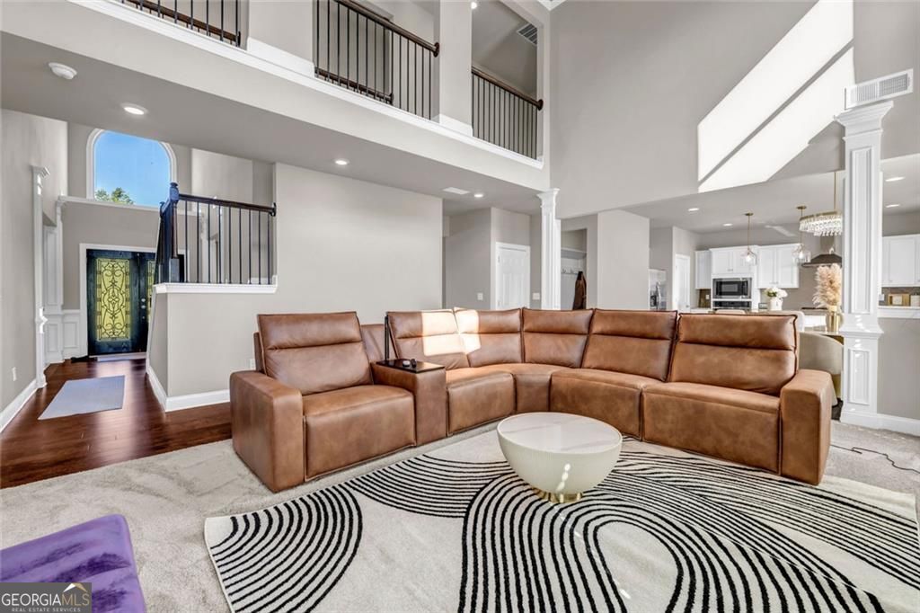 6050 Belmont DR