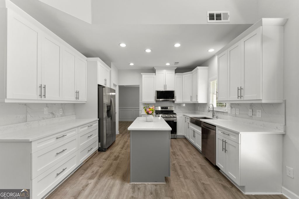 Photo of 6535 Fairfield Trace, Suwanee, GA 30024 (MLS # 10810953)