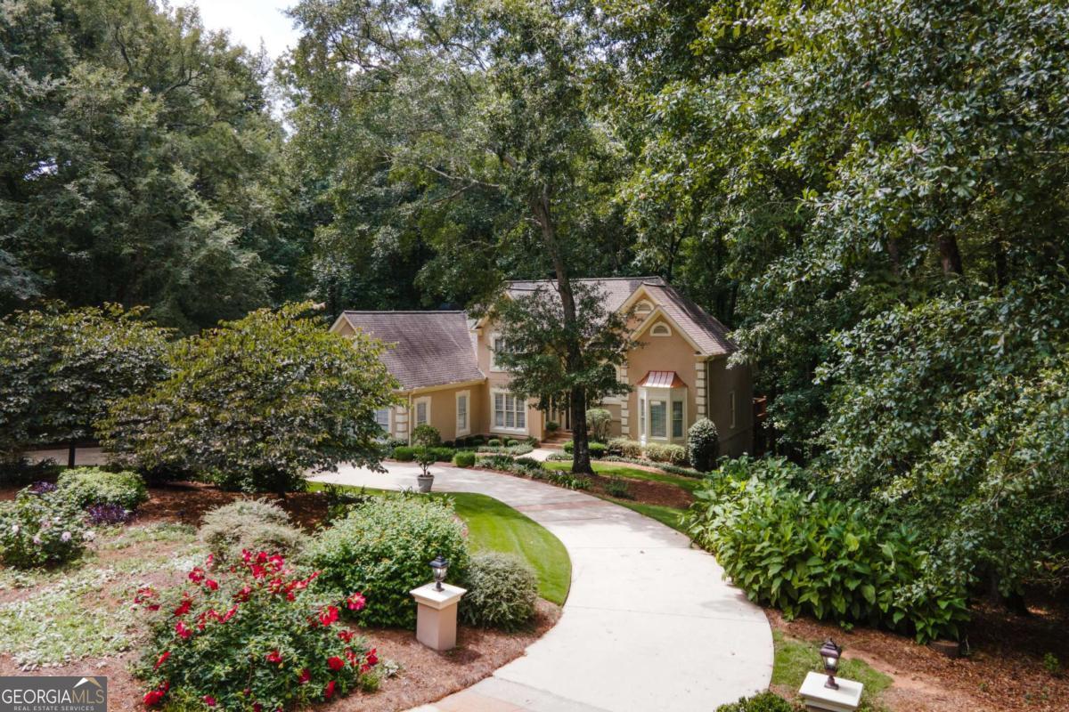 295 Blue Heron DR