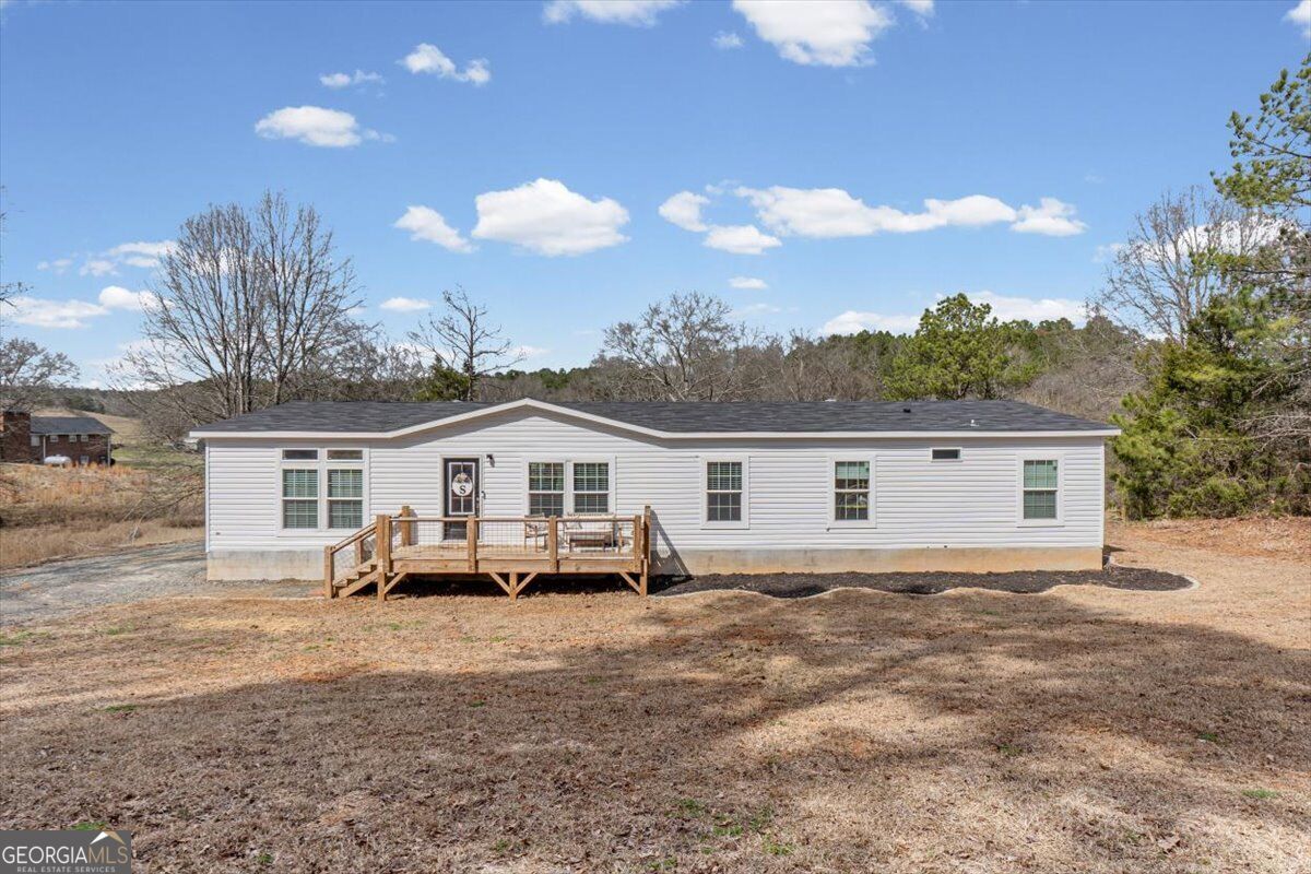 357 Nichols RD SE