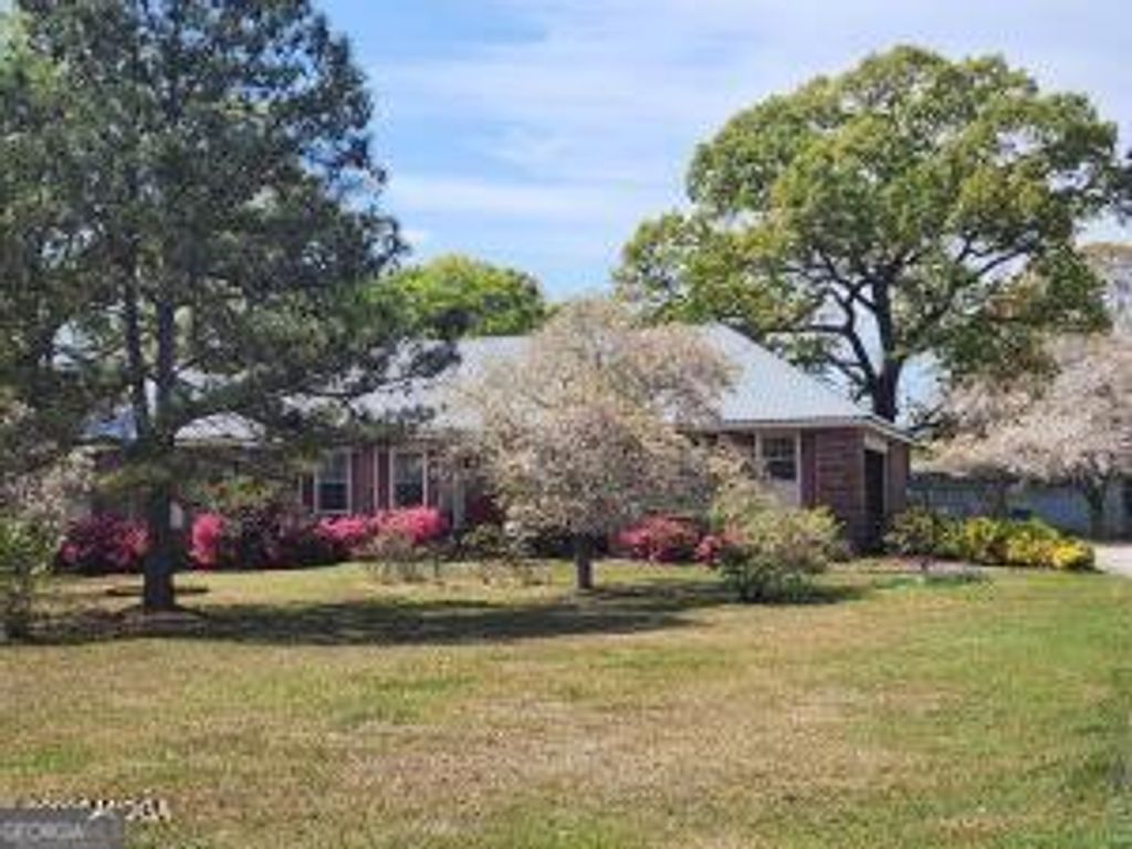 Photo of 6233 Skipperton Road, Macon, GA 31216 (MLS # 10809220)