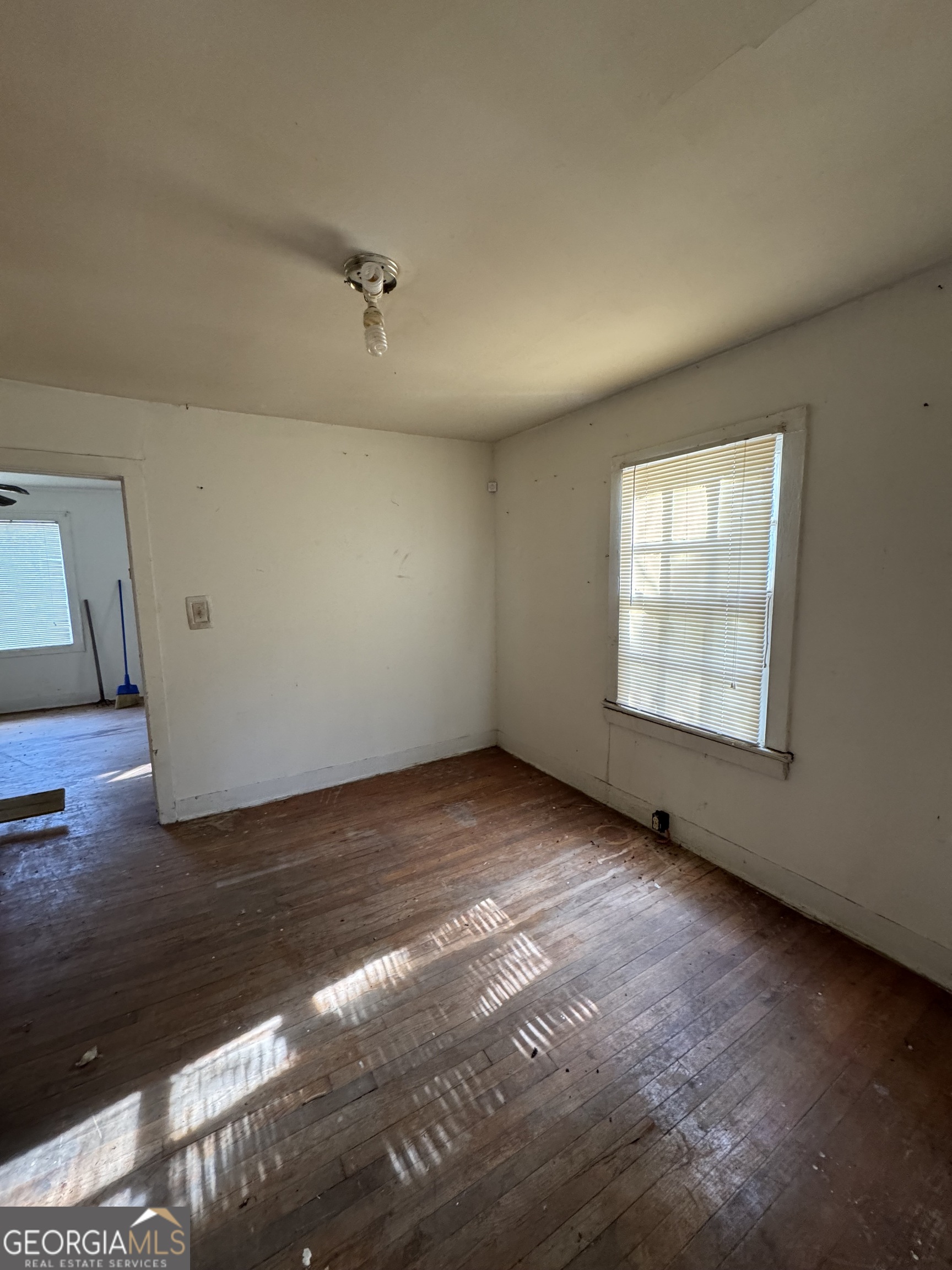 4133 Buena Vista AVE