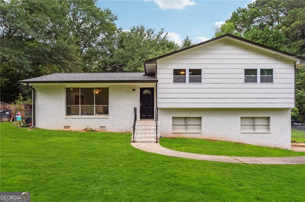 Photo of 2985 Dodson Drive, East Point, GA 30344 (MLS # 10711939)