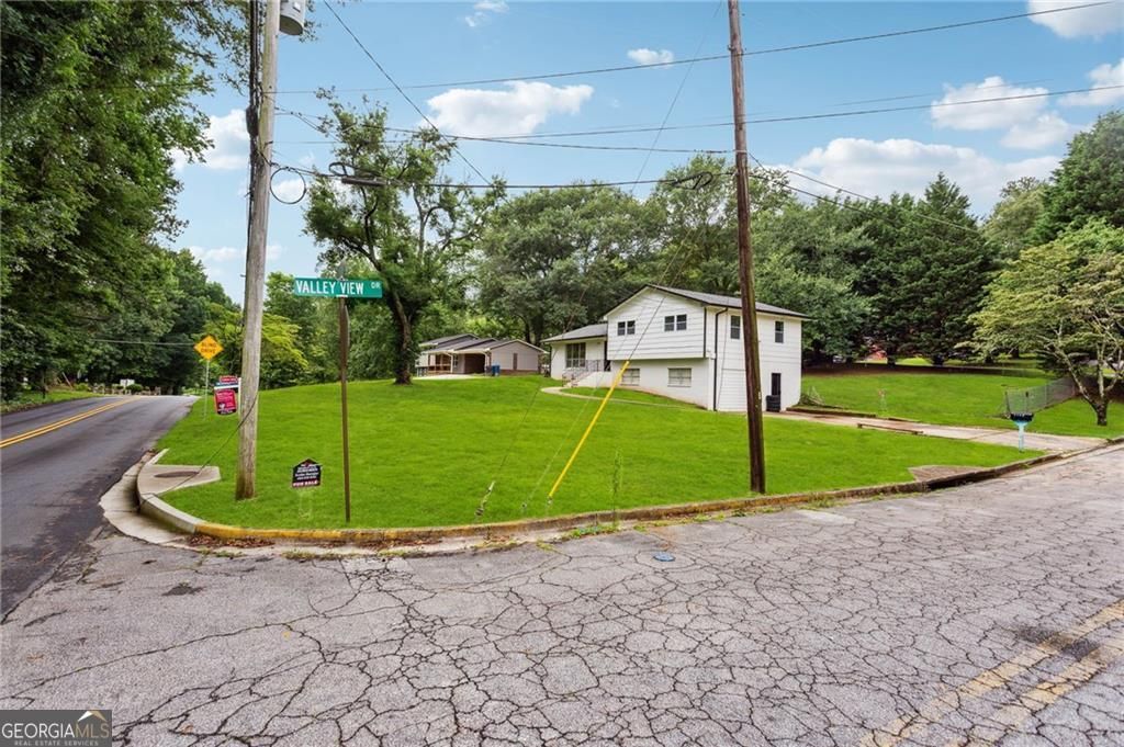 Photo of 2985 Dodson Drive, East Point, GA 30344 (MLS # 10711939)