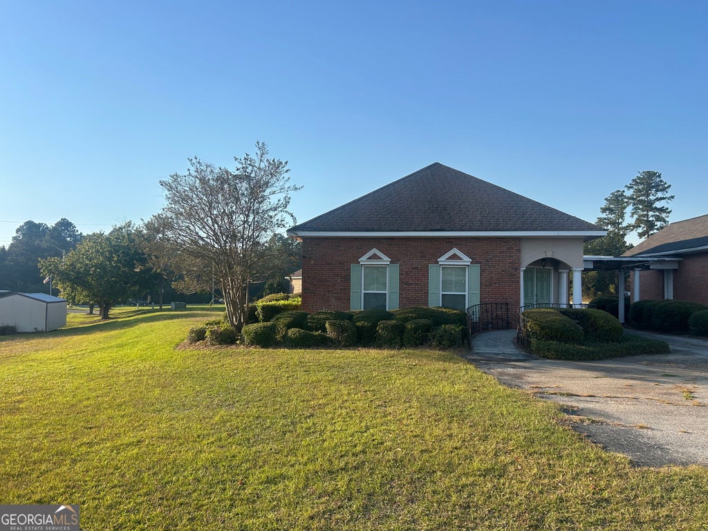 Photo of 1112 Plaza Avenue, Eastman, GA 31023 (MLS # 10875577)