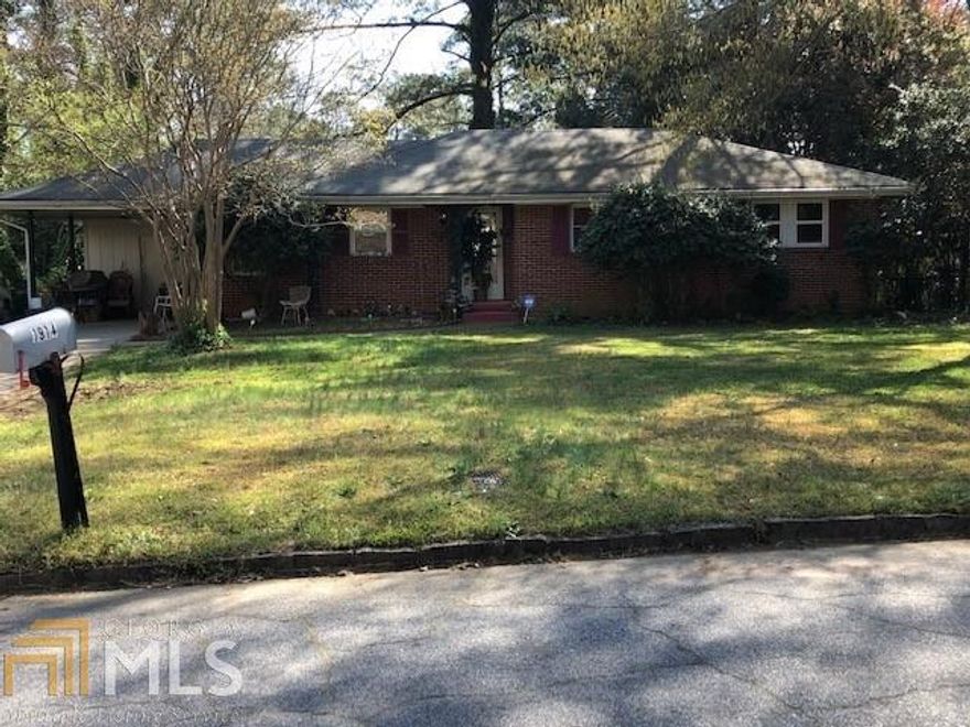 Seven rental properties for investor. 5056 Stone Trace Stone Mountain 4/2.5 $1100  12 months 1768 Santa Cruz Dr Decatur 4/2 $1075 12 months 3351 Pinehill Dr Decatur 4/1.5 $900 12 months 1914 Derrill Dr Decatur 3/2 $900 month to month 3042 Monterey Dr Decatur 3/2 $1050 month to month 3585 Tulip Dr Decatur $3/2 $900 month to month 3948 Kirksford Dr Decatur 4/1.5 $950 month to month