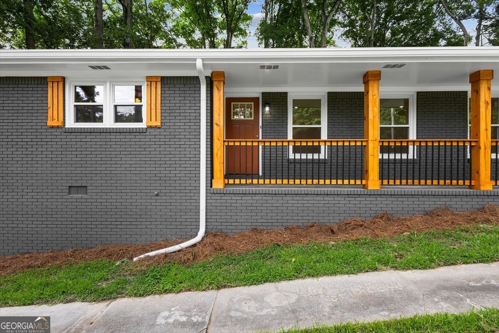 Photo of 1939 Smyrna Road SW, Conyers, GA 30094 (MLS # 10809766)