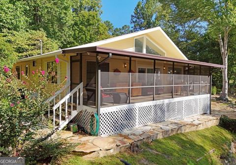 A home in Mineral Bluff