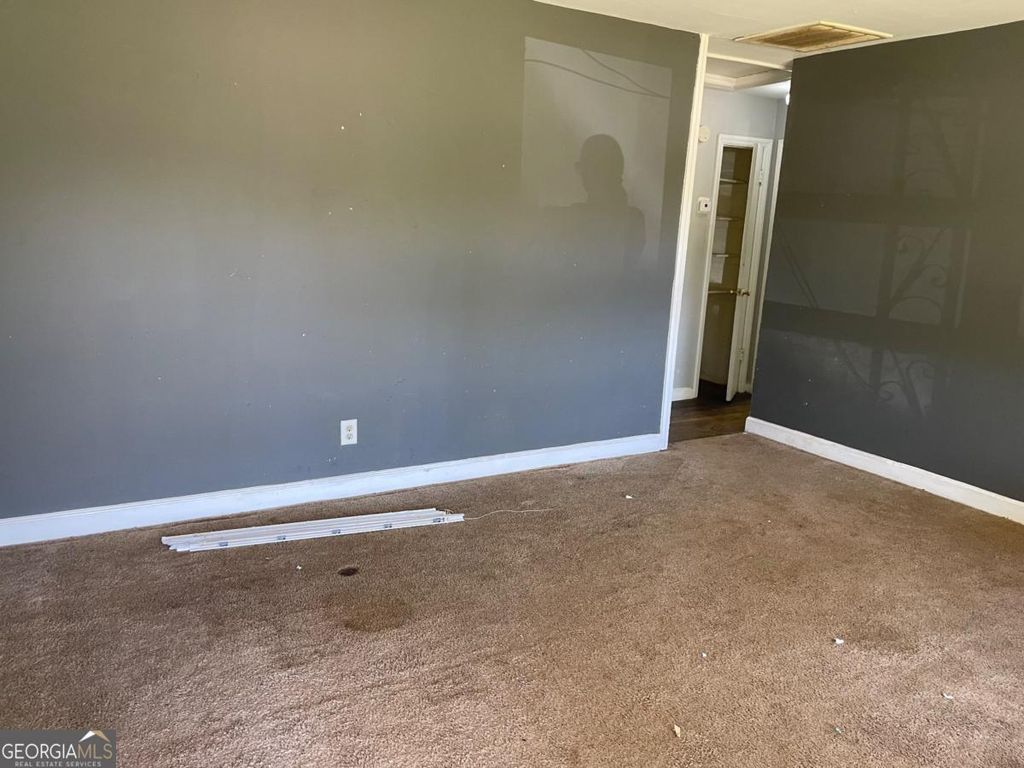 Photo of 2095 Whites Mill Road, Decatur, GA 30032 (MLS # 10774278)