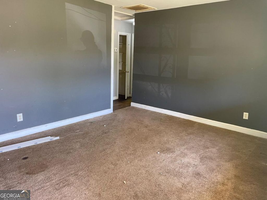 Photo of 2095 Whites Mill Road, Decatur, GA 30032 (MLS # 10774278)