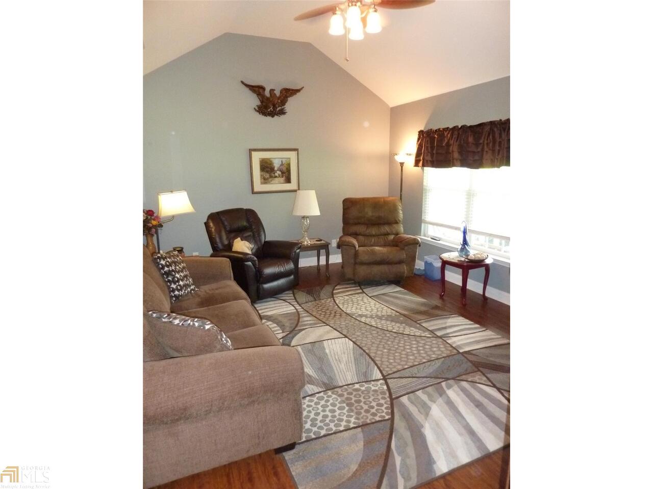 Grove Lakes - Residential
