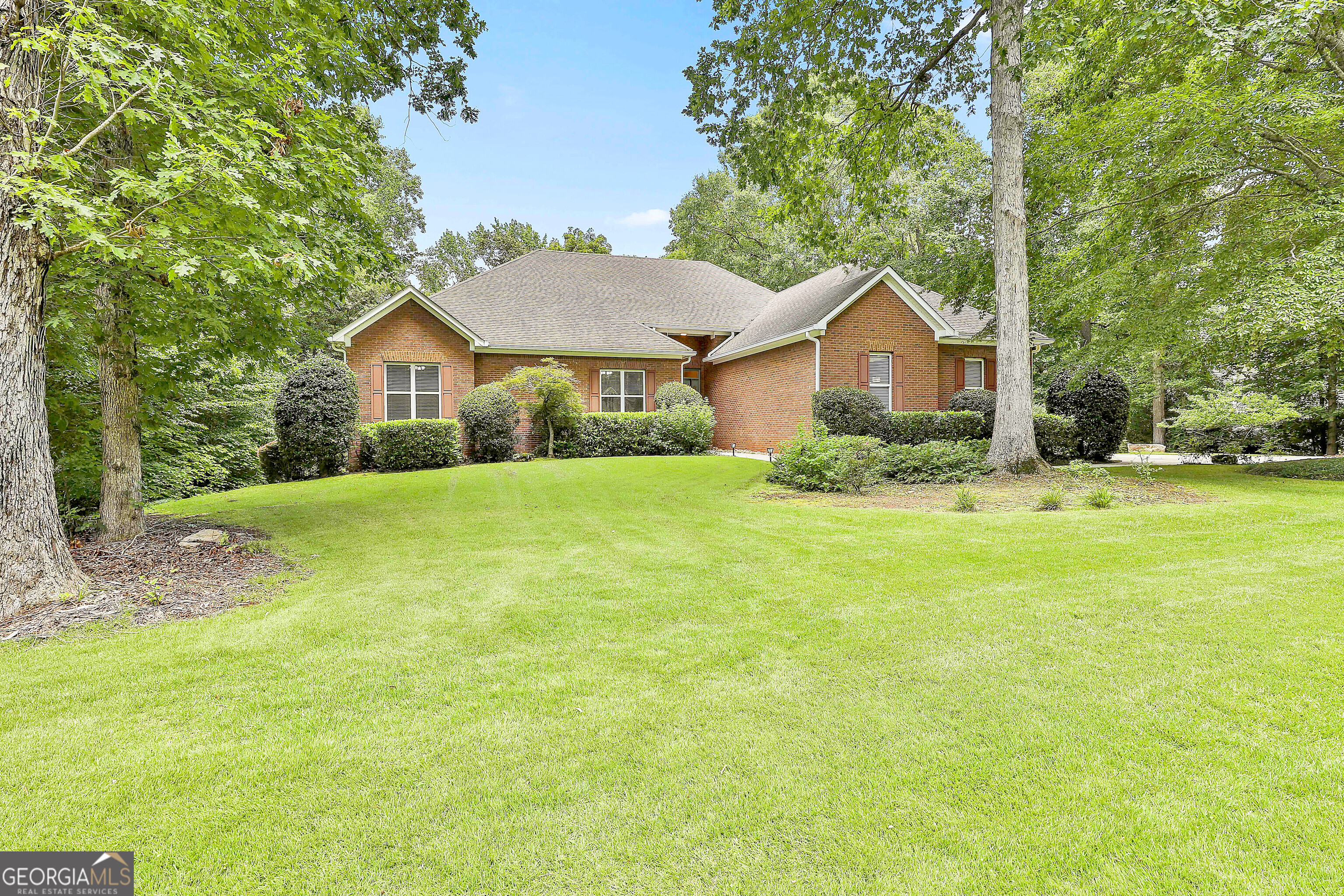 165 Hideaway DR