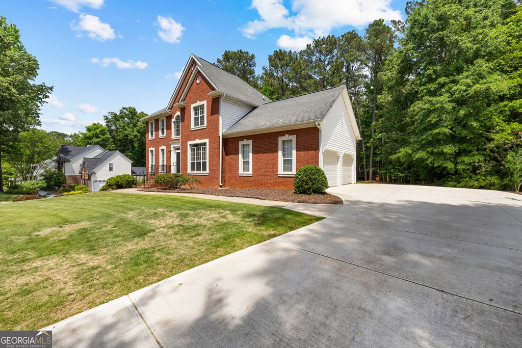 Photo of 210 Jefferson Woods Drive, Peachtree City, GA 30269 (MLS # 10767915)
