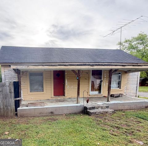 Photo of 3 Walnut Street, Aragon, GA 30104 (MLS # 10726159)